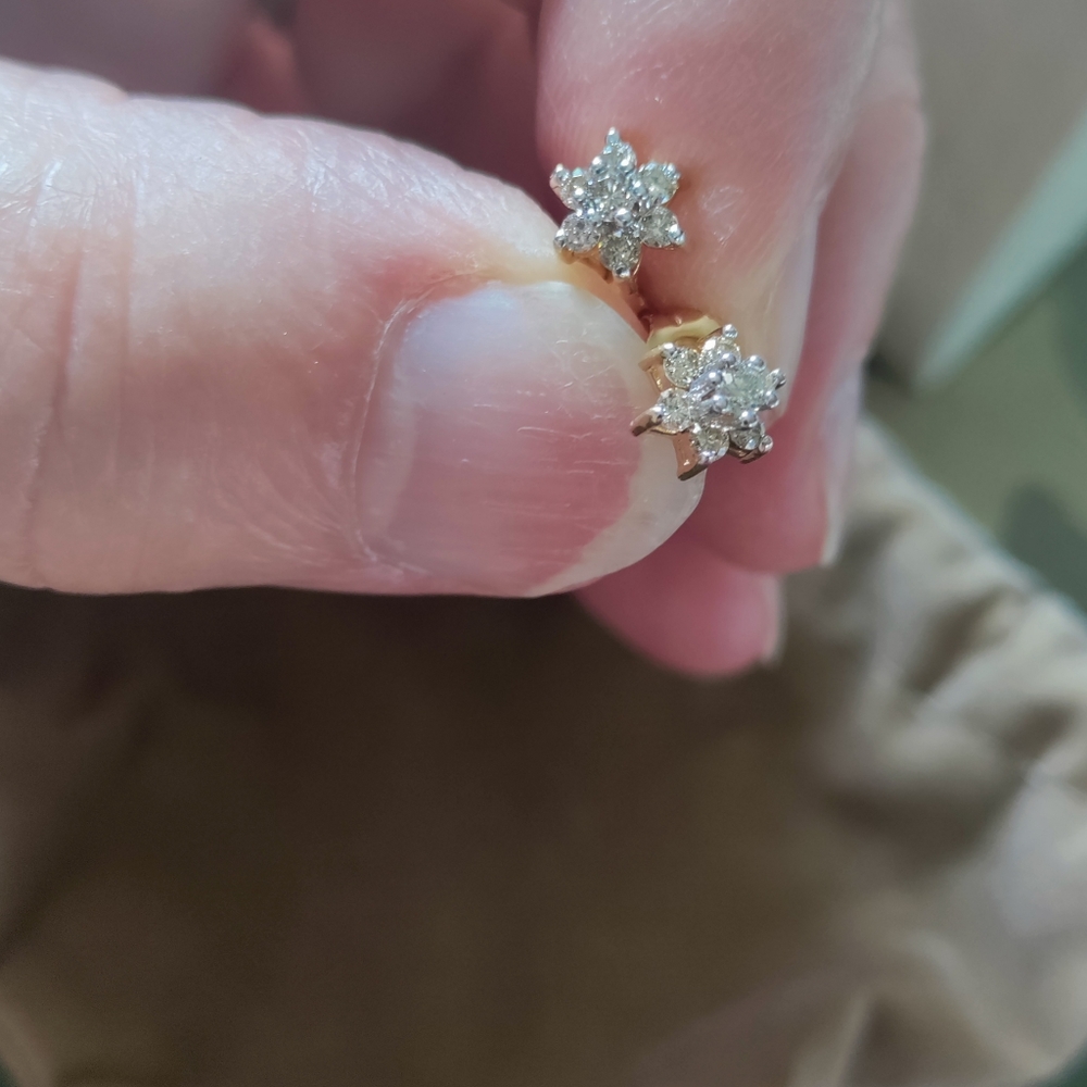 QVC Affinity Diamond Flower 0.22?Ctw Stud 14k Gold Earrings